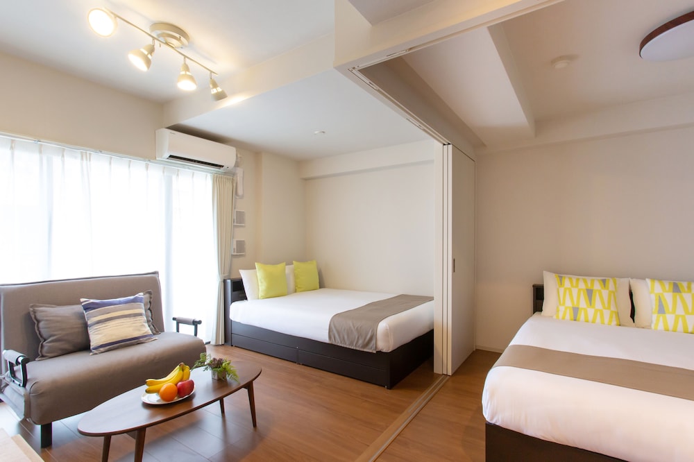 Deluxe Twin Room Type A