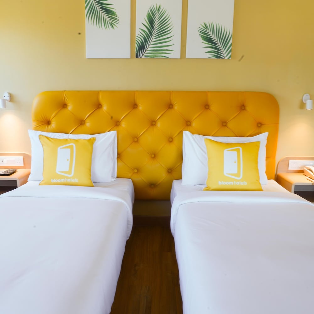 Standard Twin Room - Photo 10