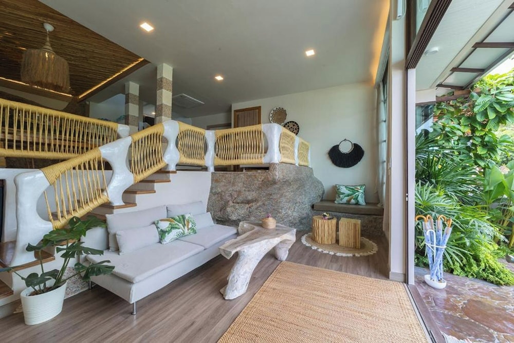3 Bedroom Villa with Private Swimming Pool - Photo 21