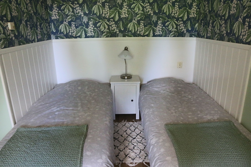 Design Apartment, 2 Twin Beds, Non Smoking, Canal View