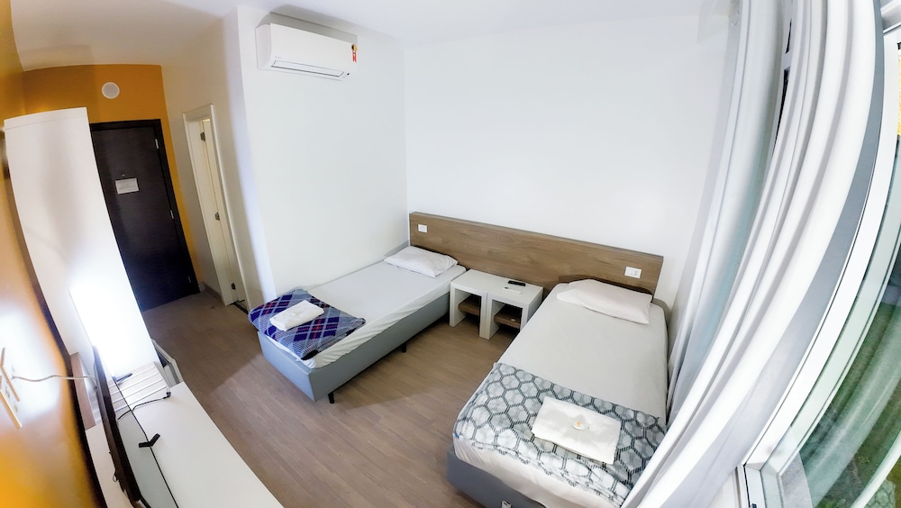 Standard Twin Room photo 1