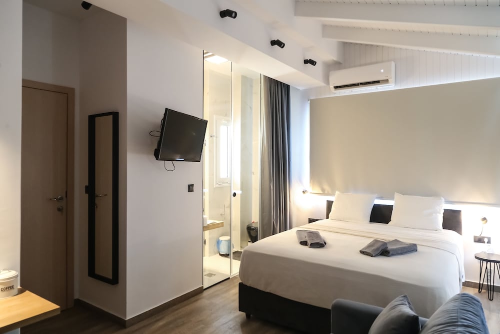 Premium Studio, City View