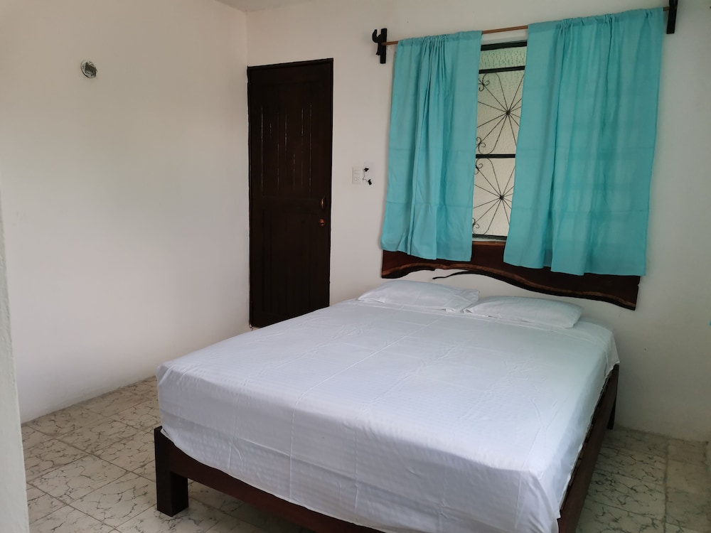 Basic Double Room, 1 Double Bed
