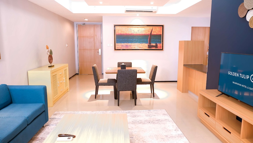 Suite, Multiple Beds - Photo 7