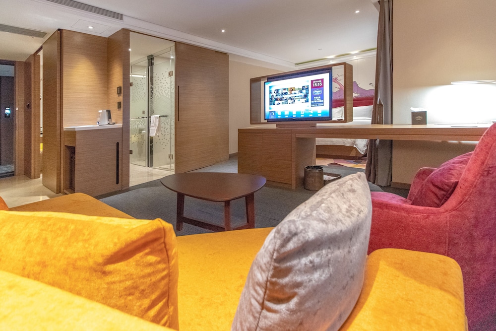 Luxury Suite, 1 King Bed