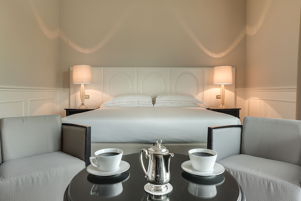 Available room