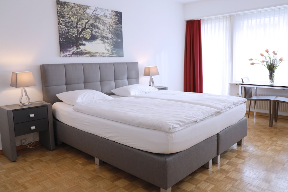 Business Studio Apartment