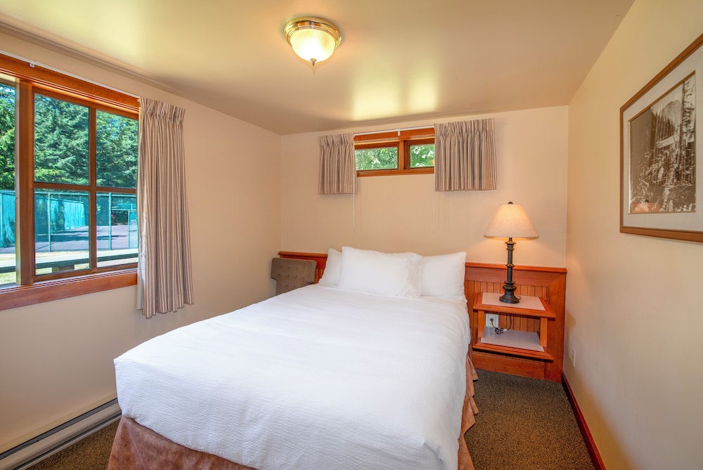 Cabin, 3 Bedrooms, Non Smoking, Garden View photo 3