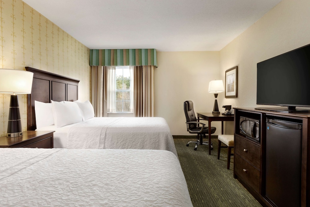 Room, 2 Queen Beds, Accessible, Non Smoking - Photo 1