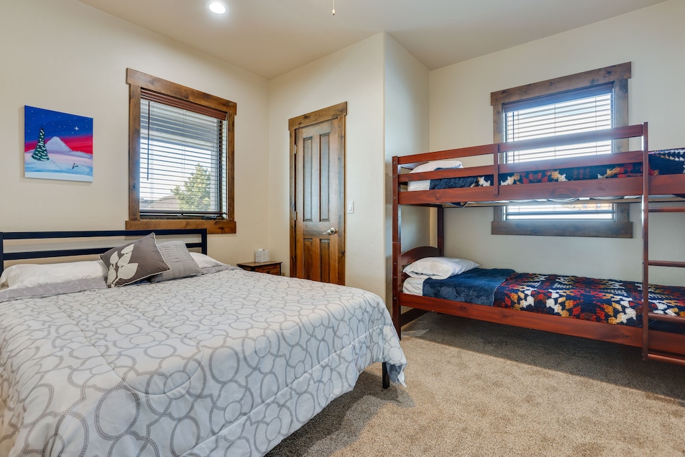 House (4 Bedrooms) photo 1