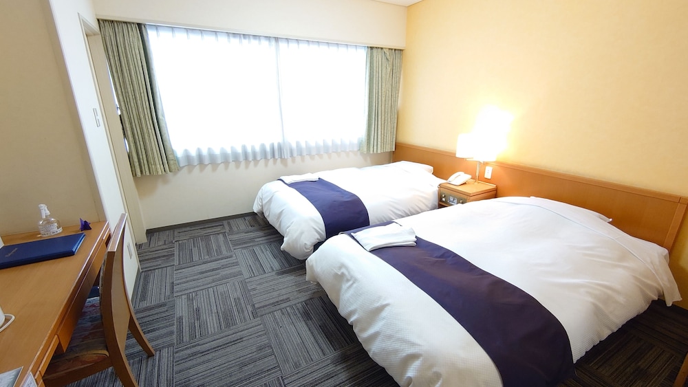 Twin Room, Non Smoking - Photo 1