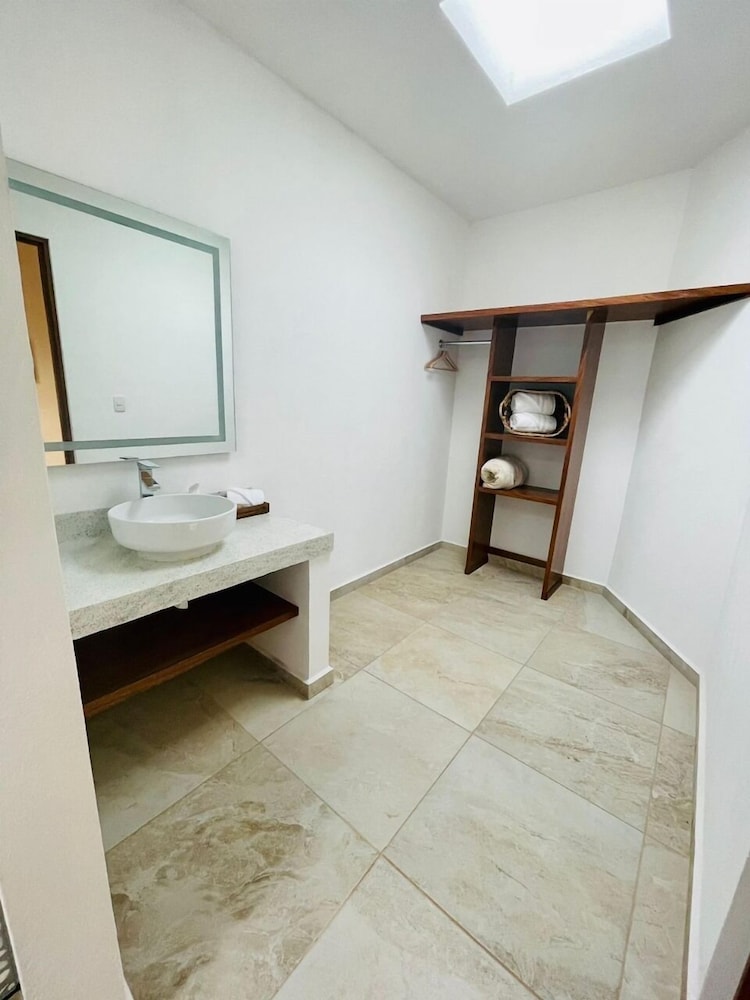 Family Room, 2 Double Beds, Terrace, Mountain View photo 2