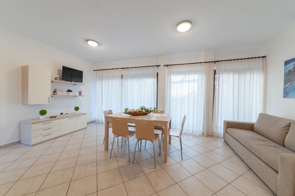Superior Villa, 3 Bedrooms, 2 Bathrooms