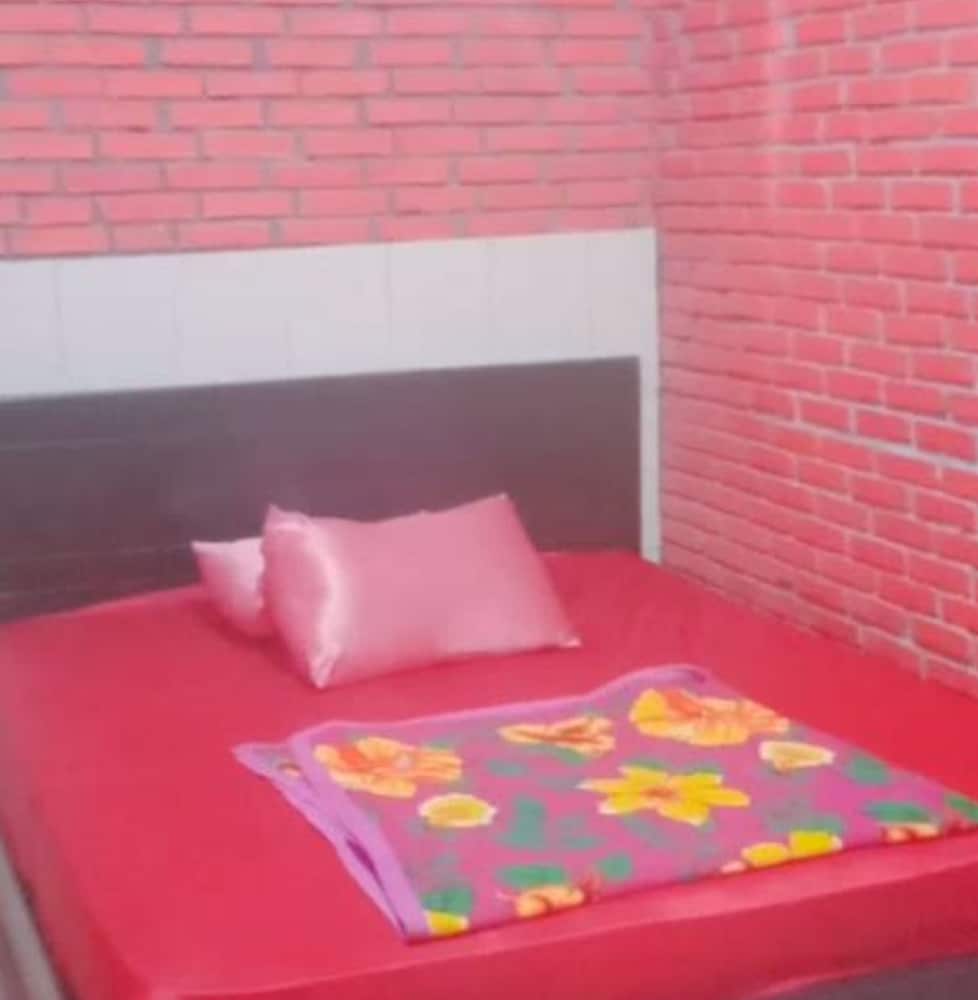 Raisa 2 - 4 Bedrooms