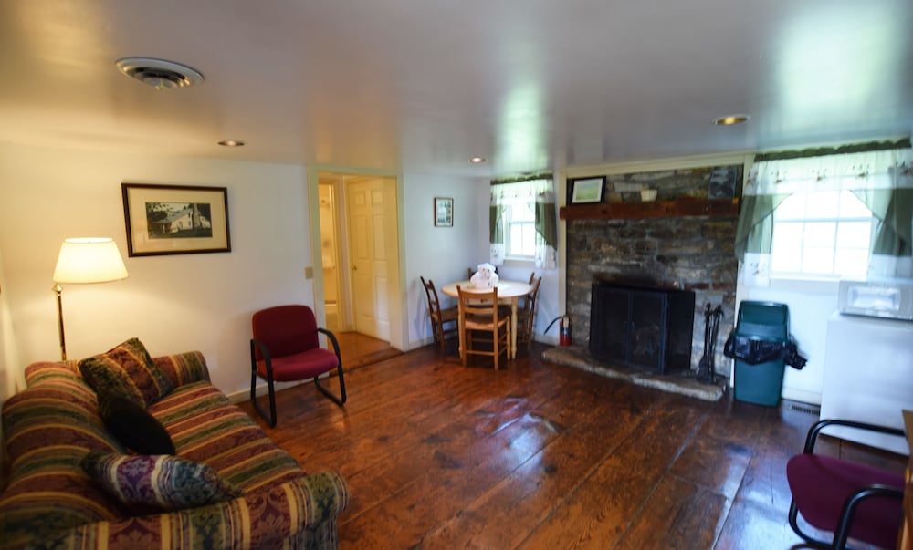 Pete's House - Photo 12