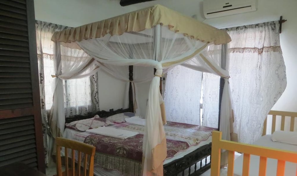 Apartment, 2 Bedrooms, Smoking, Balcony