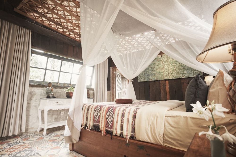 Deluxe Room, 1 Queen Bed, Garden View, Mountainside photo 1