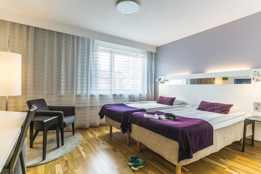 Twin Room - Photo 6
