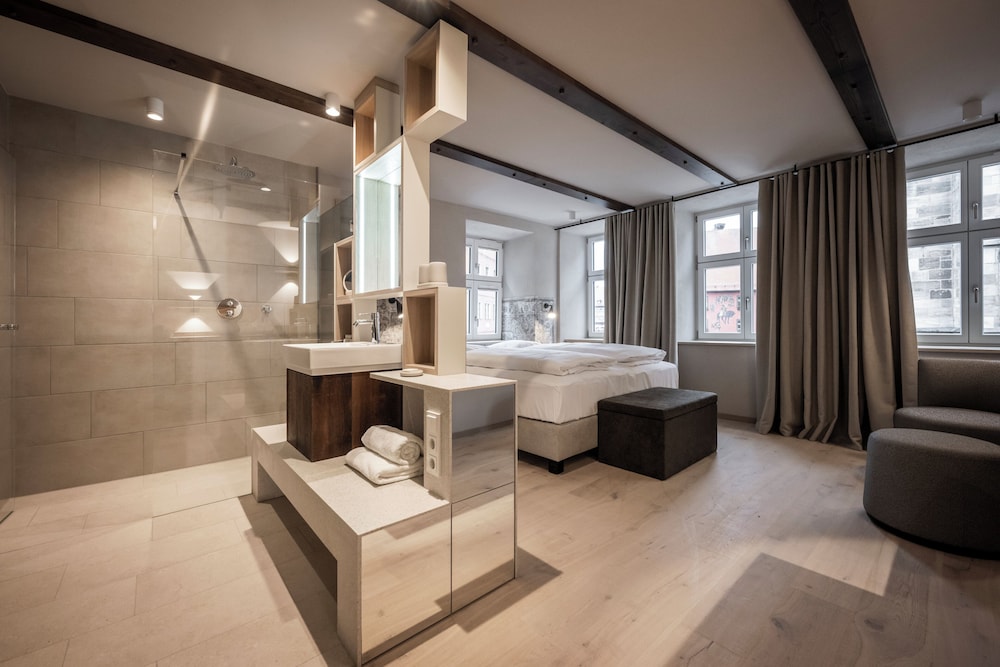 Royal Suite