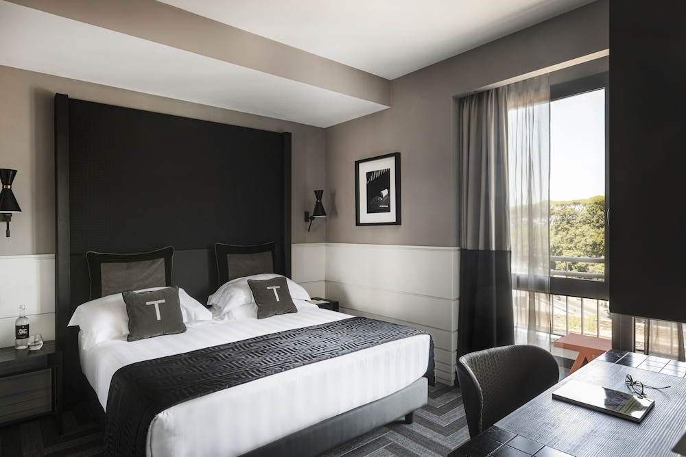 Premier Room photo 2