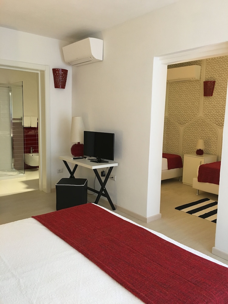 Quadruple Room - Photo 3