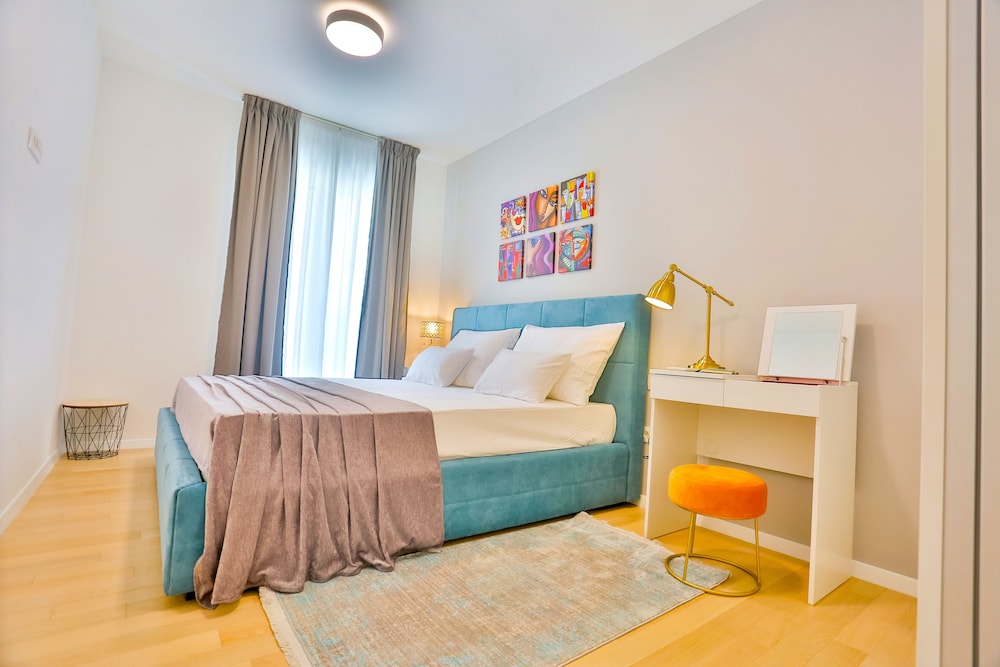 Superior Apartment, Park View