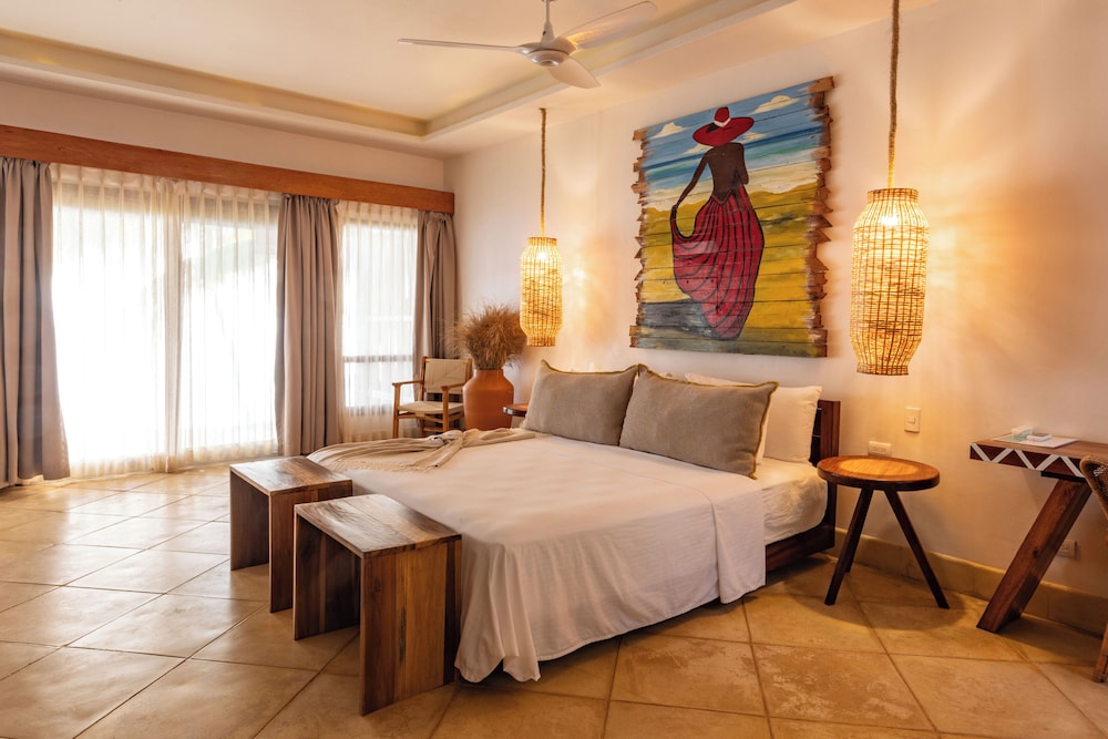 Luxury Beachfront Room
