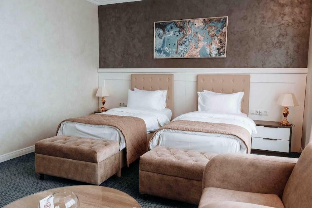 Standard Room, 2 Twin Beds, Non Smoking - Photo 3