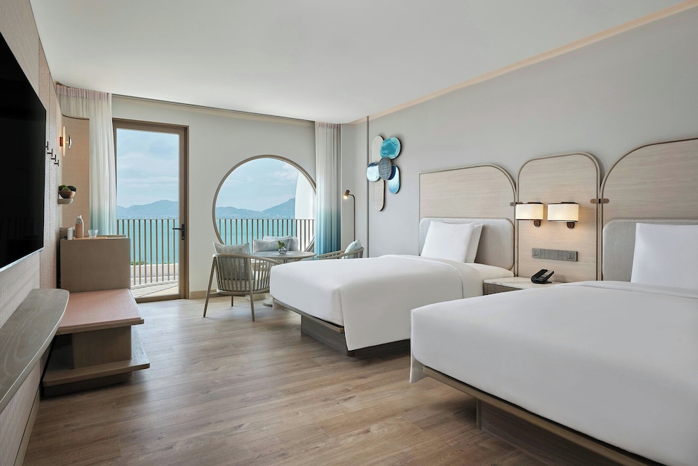 Deluxe Room, 2 Twin Beds, Sea View