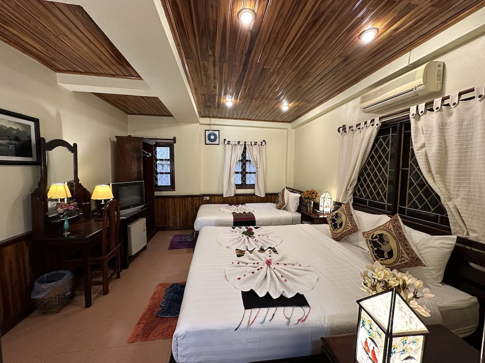 Deluxe Twin Room - Photo 23