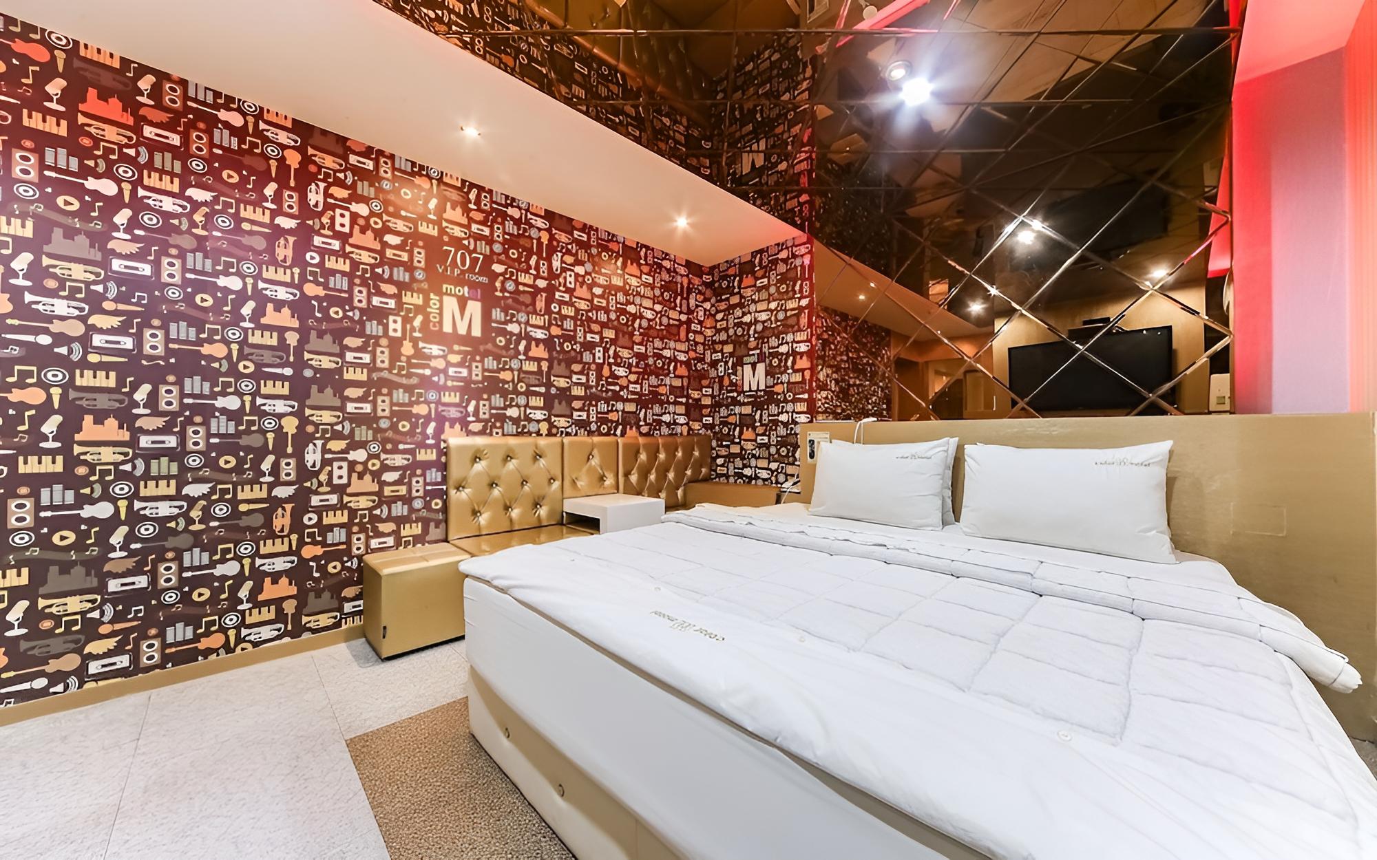 Room (VIP (Netflix available/Design concept) - Photo 3