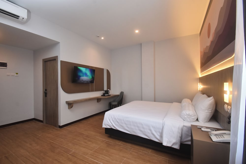 Junior Double Room