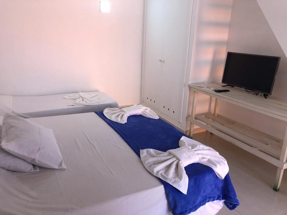 Quadruple Room - Photo 3