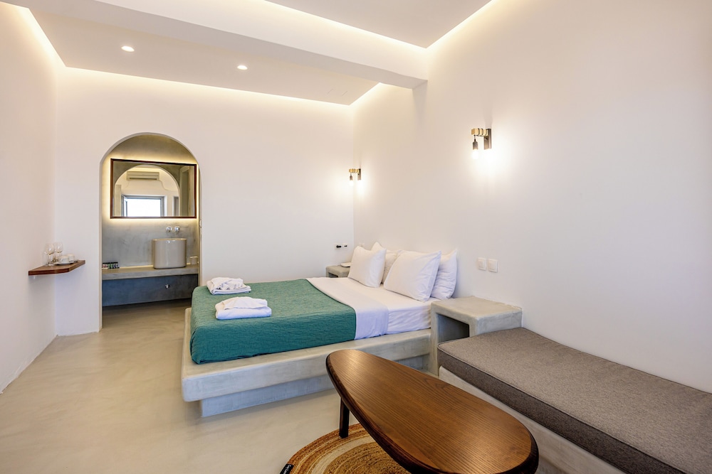Superior Room - Photo 22