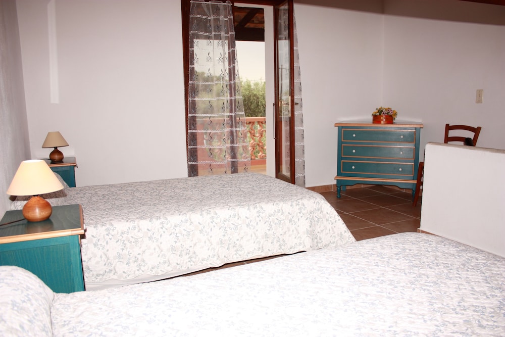 Villa, 2 Bedrooms - 5 people photo 2