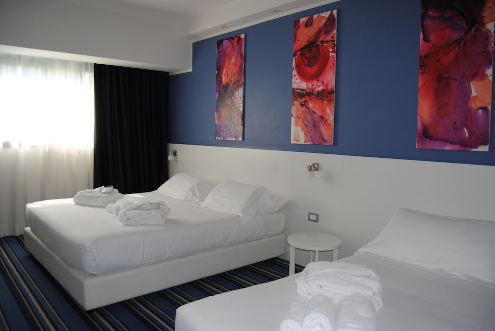 Family Triple Room - Photo 2