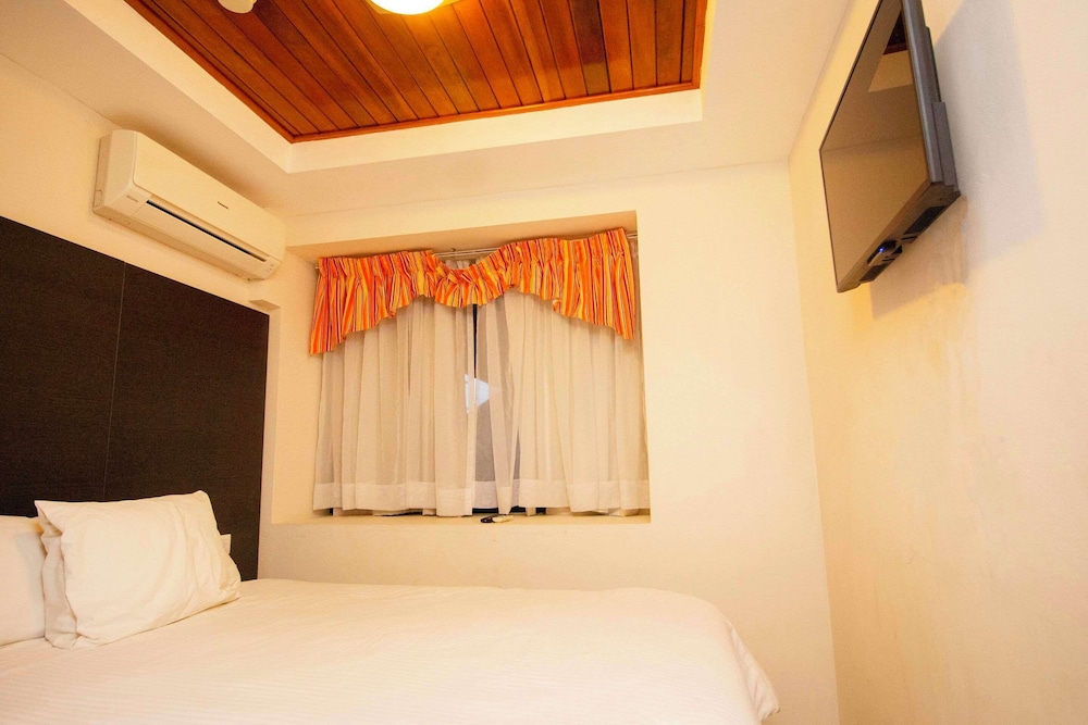 Suite, 2 Queen Beds, Non Smoking - Photo 6