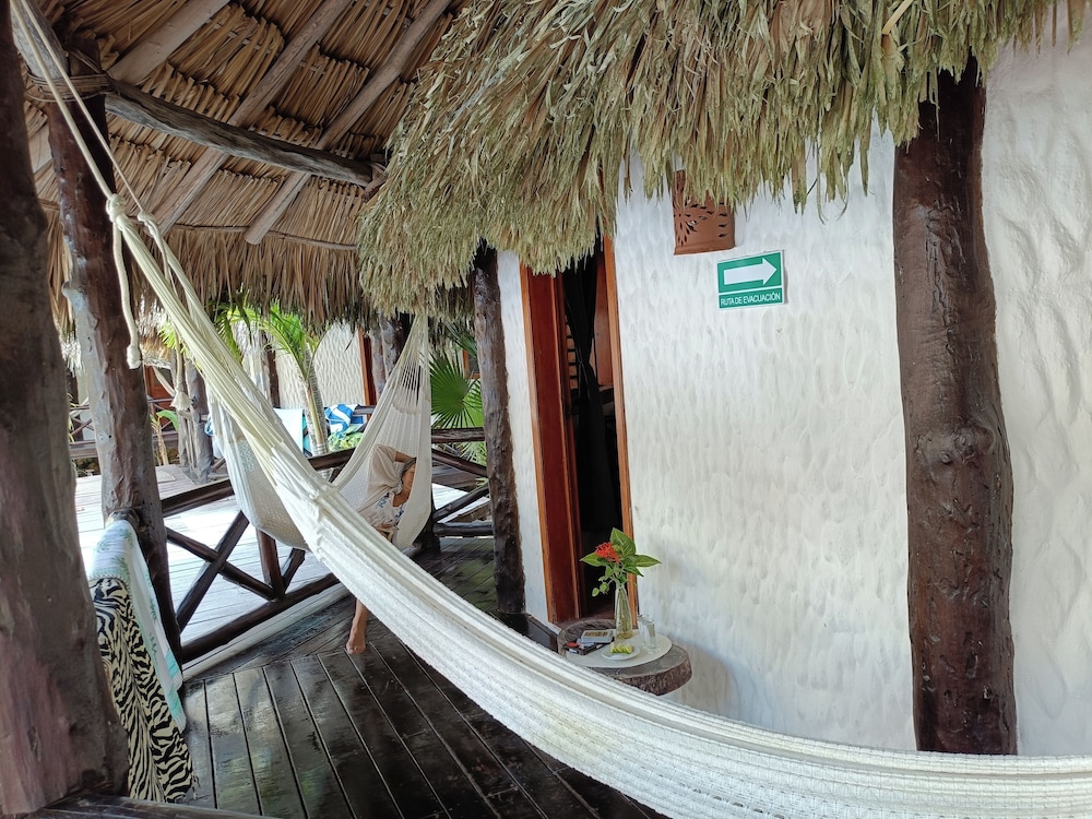 Bungalow, 2 Double Beds, Pool View - Photo 11