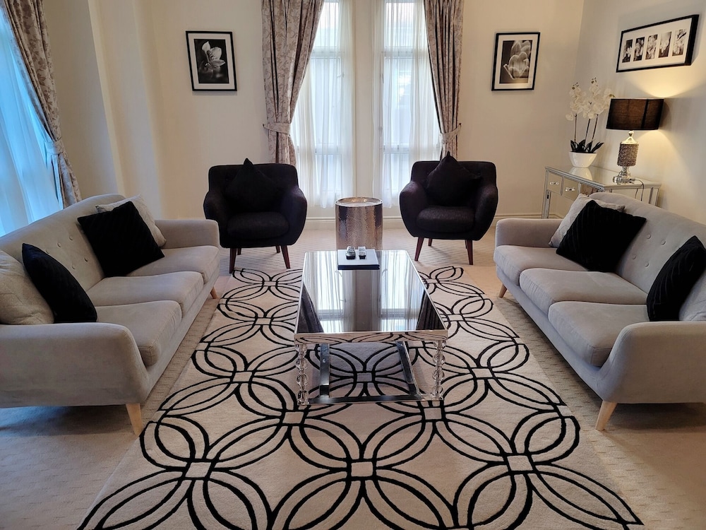 Sub-Penthouse - Photo 10