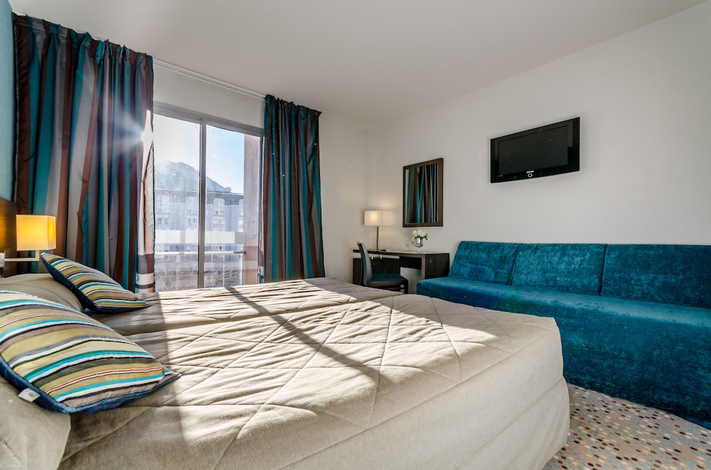 Triple Room - Photo 1