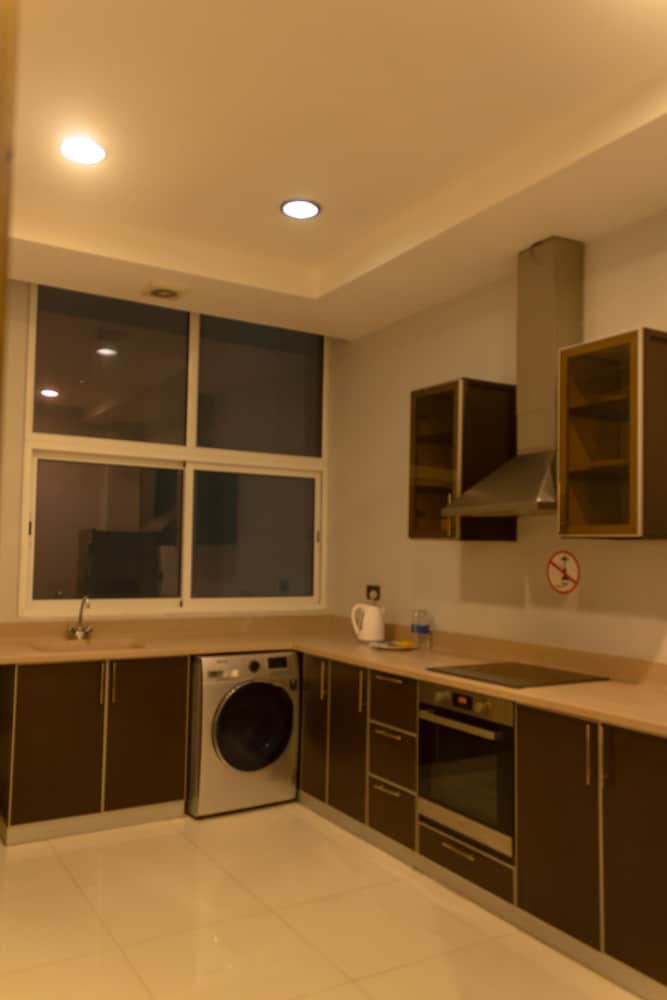 Premium Apartment, 2 Bedrooms, Partial Ocean View photo 3