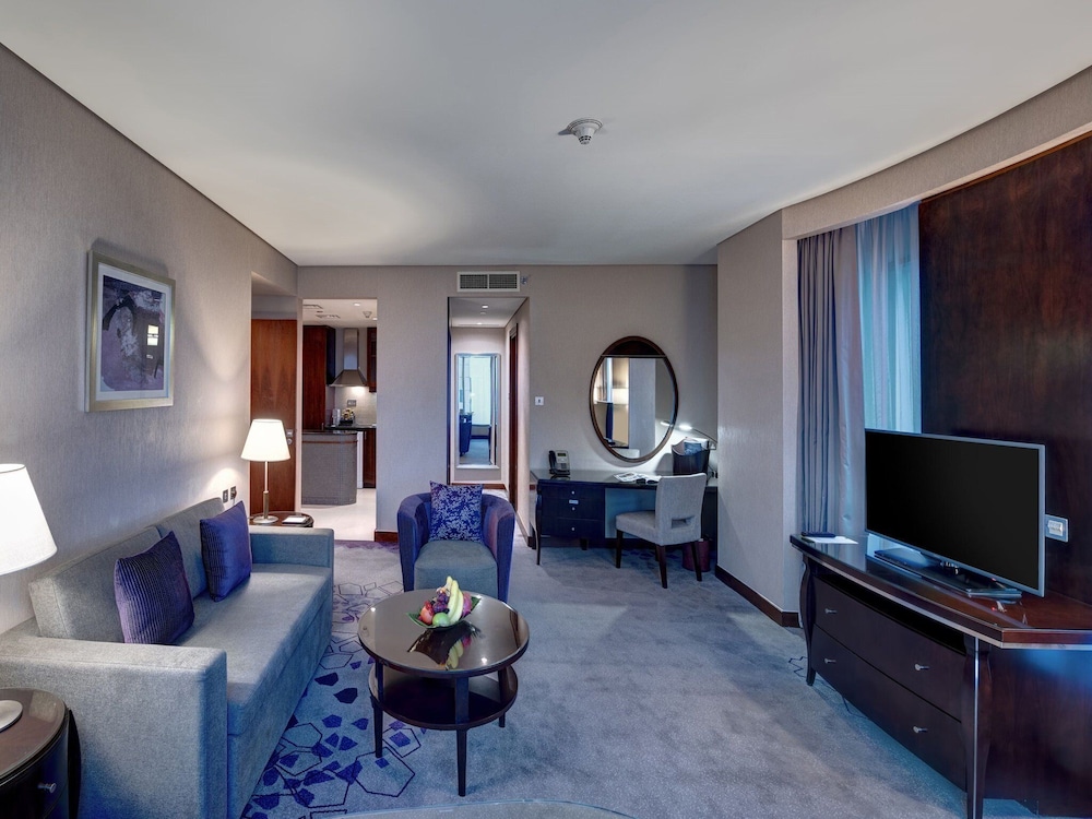Room, 1 King Bed (Burj Khalifa View)