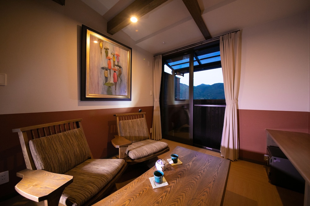 Annex Japanese Western Style room with Semi Open Air Bath -non smoking - Photo 4