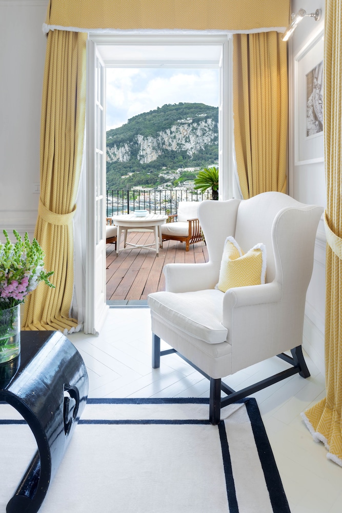 Penthouse (Sea or Pool View) photo 3