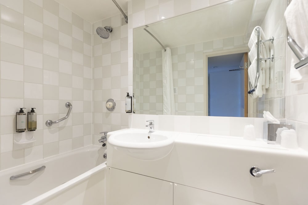 Standard Room - Photo 8