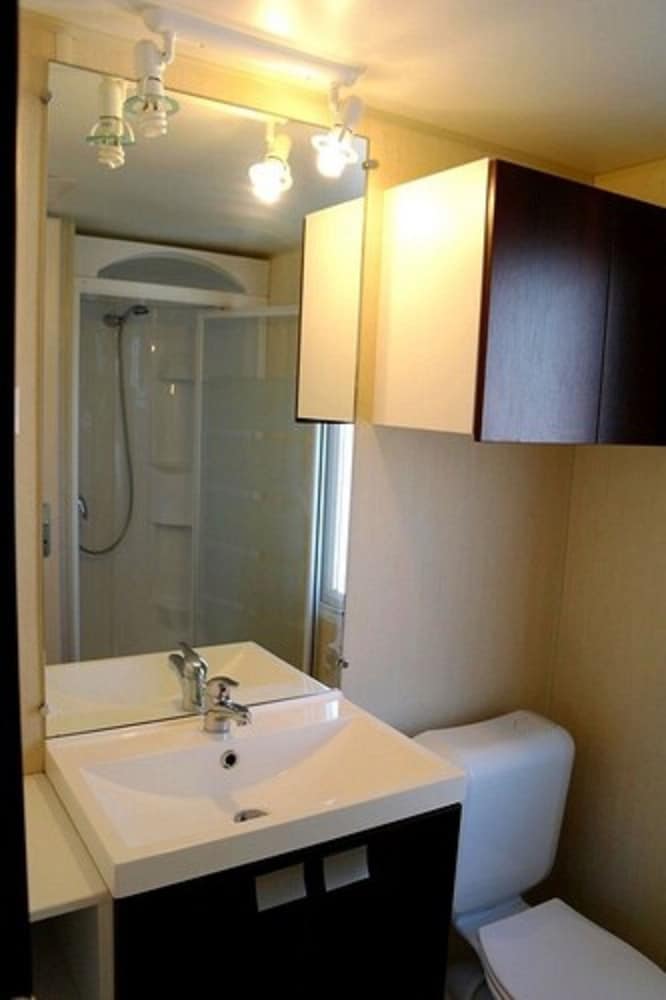 Mobile Home (Riviera Lodge) photo 2