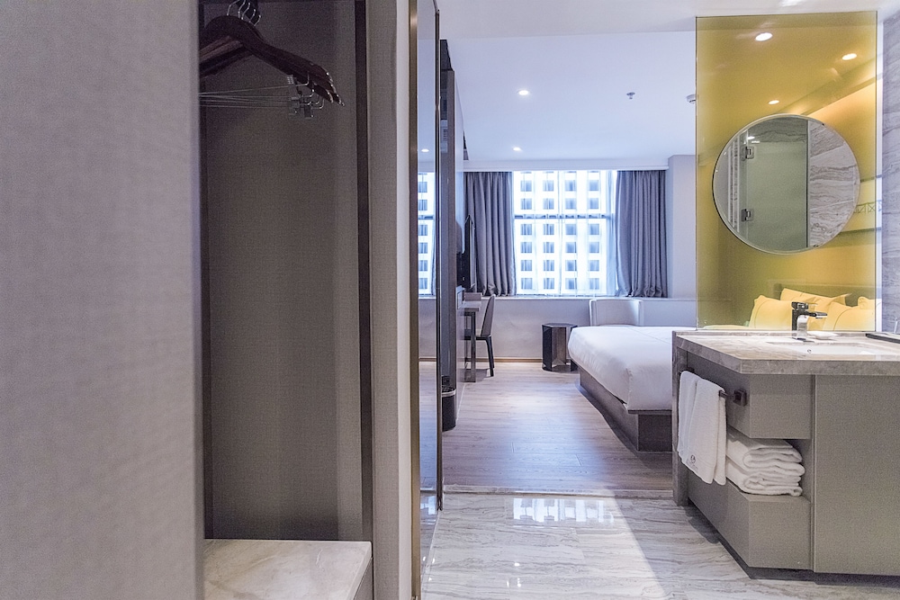Insail Twin Room