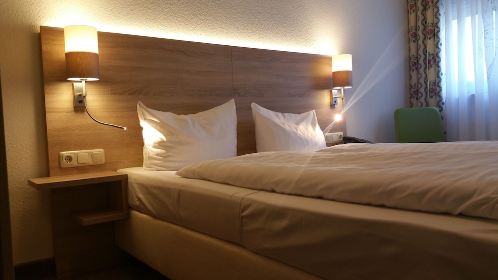 Double Room - Photo 7