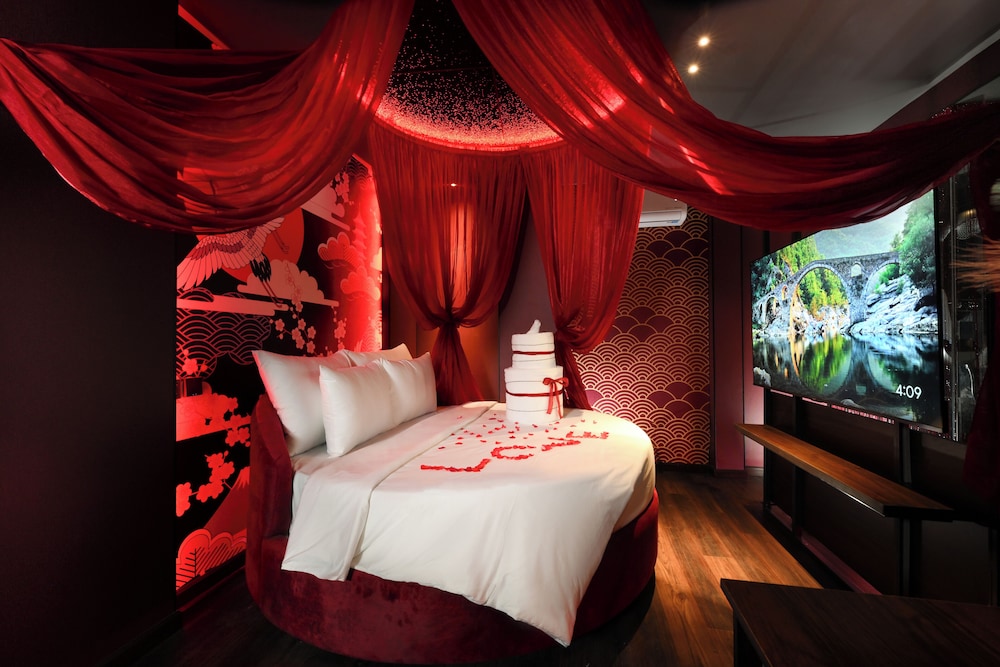 Executive Room, 1 Queen Bed, Jetted Tub