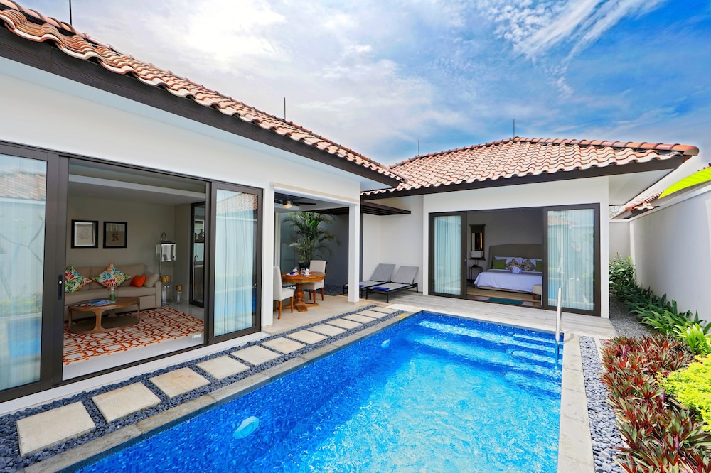 Villa, 1 Bedroom, Private Pool, Garden Area photo 3